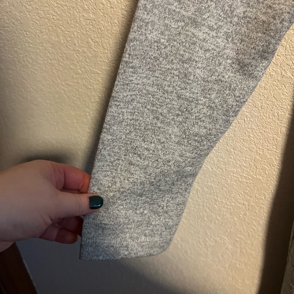 Denim&Co Long Gray Button Down Cardigan Size Small - Picture 4 of 8